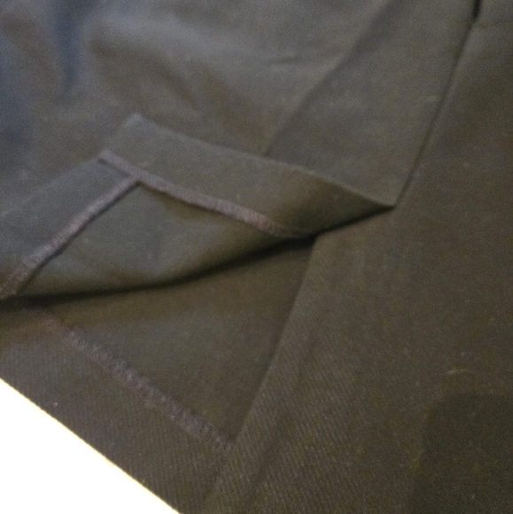 4/$26 Black H&M Pencil Skirt with Gold Buttons - Picture 7 of 8